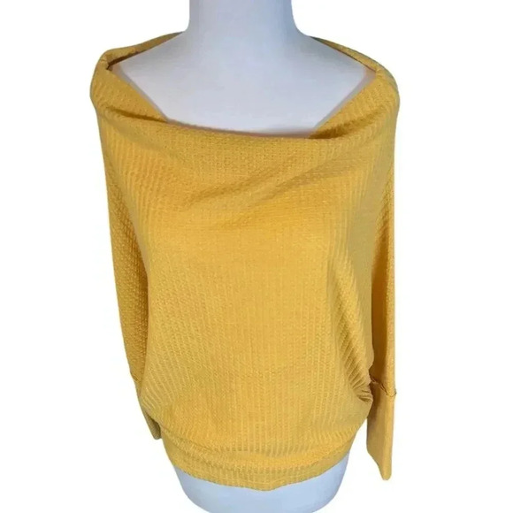 UMGEE Marigold Yellow Waffle Knit Dolman Sleeve Top Size Medium Casual - Picture 6 of 11